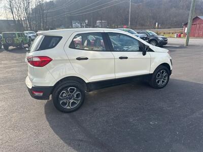 2022 Ford EcoSport S  AWD - Photo 4 - Hesston, PA 16647