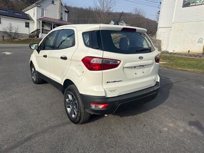 2022 Ford EcoSport S  AWD - Photo 8 - Hesston, PA 16647