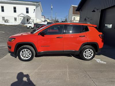 2017 Jeep Compass Sport  4X4 - Photo 7 - Hesston, PA 16647