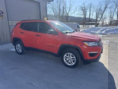 2017 Jeep Compass Sport  4X4 - Photo 2 - Hesston, PA 16647