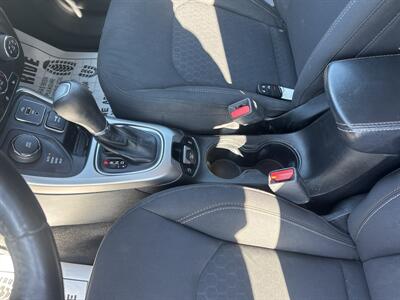 2017 Jeep Compass Sport  4X4 - Photo 26 - Hesston, PA 16647