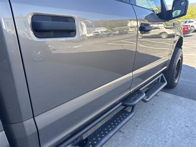 2018 Ford F-150 XLT  SuperCrew 4x4 - Photo 25 - Hesston, PA 16647