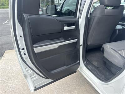 2018 Toyota Tundra SR5 Double Cab 4x4 - Photo 36 - Hesston, PA 16647