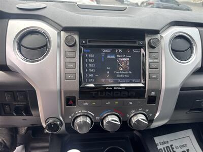 2018 Toyota Tundra SR5 Double Cab 4x4 - Photo 32 - Hesston, PA 16647