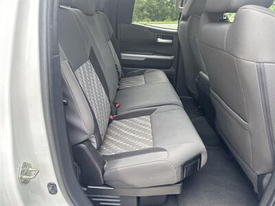 2018 Toyota Tundra SR5 Double Cab 4x4 - Photo 40 - Hesston, PA 16647