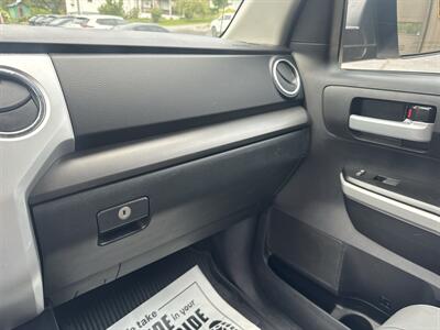 2018 Toyota Tundra SR5 Double Cab 4x4 - Photo 34 - Hesston, PA 16647