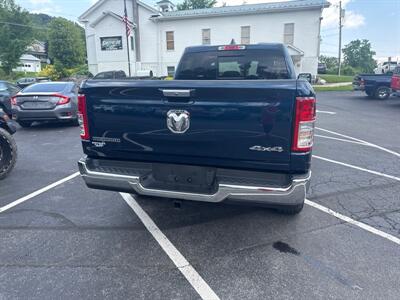 2020 RAM 1500 Big Horn  Quad Cab 4X4 - Photo 6 - Hesston, PA 16647