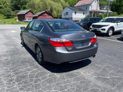 2014 Honda Accord LX   - Photo 8 - Hesston, PA 16647