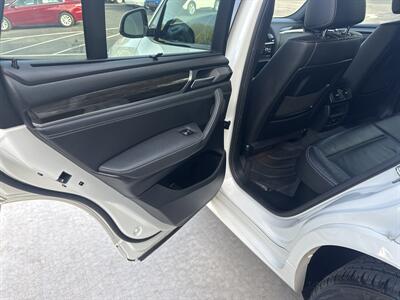 2017 BMW X3 xDrive28i  AWD - Photo 36 - Hesston, PA 16647