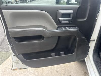 2019 Chevrolet Silverado 2500 Work Truck  4X4 - Photo 22 - Hesston, PA 16647