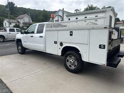 2019 Chevrolet Silverado 2500 Work Truck  4X4 - Photo 6 - Hesston, PA 16647