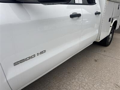 2019 Chevrolet Silverado 2500 Work Truck  4X4 - Photo 15 - Hesston, PA 16647
