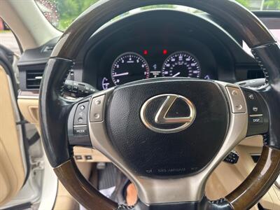 2013 Lexus ES 350   - Photo 33 - Hesston, PA 16647