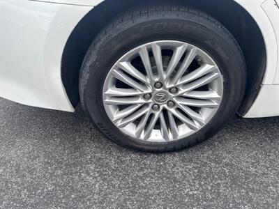 2013 Lexus ES 350   - Photo 50 - Hesston, PA 16647