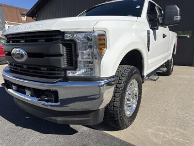 2019 Ford F-250 Super Duty XL  Super Cab 4x4 - Photo 15 - Hesston, PA 16647