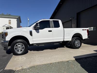 2019 Ford F-250 Super Duty XL  Super Cab 4x4 - Photo 8 - Hesston, PA 16647