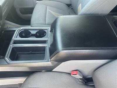 2020 Ford F-150 XLT  Crew Cab 4x4 - Photo 29 - Hesston, PA 16647
