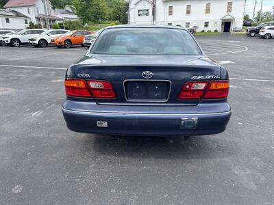 1999 Toyota Avalon XL   - Photo 5 - Hesston, PA 16647