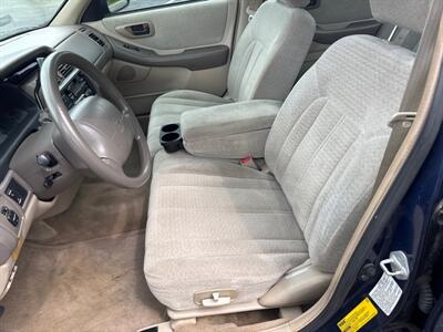 1999 Toyota Avalon XL   - Photo 15 - Hesston, PA 16647