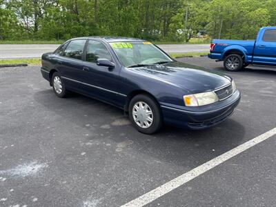 1999 Toyota Avalon XL   - Photo 2 - Hesston, PA 16647