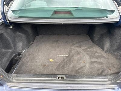 1999 Toyota Avalon XL   - Photo 18 - Hesston, PA 16647