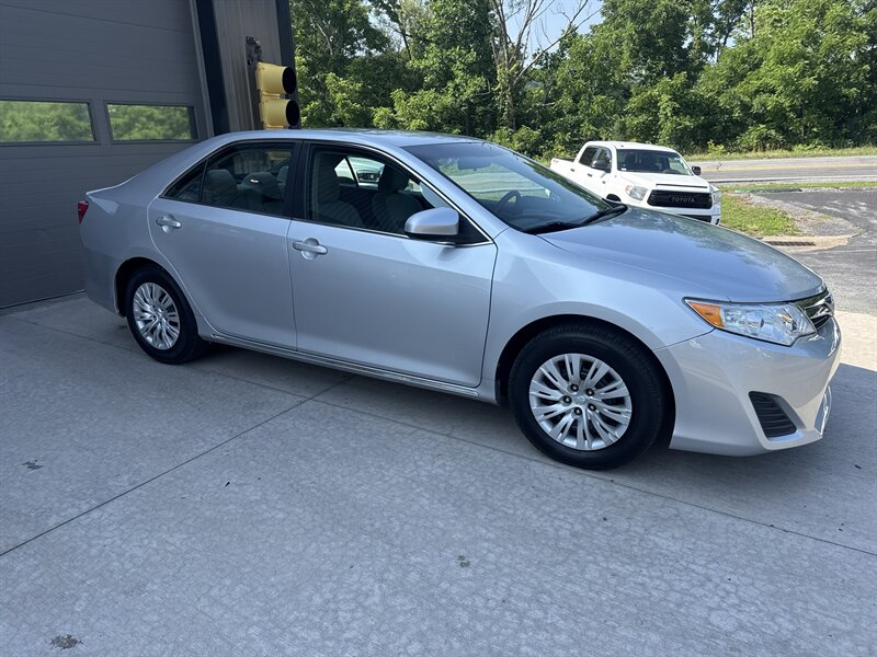 2014 Toyota Camry LE  
