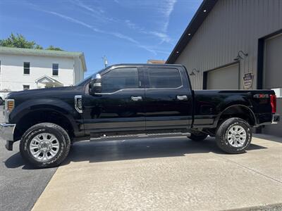 2018 Ford F-250 XLT Crew Cab 4x4 - Photo 7 - Hesston, PA 16647