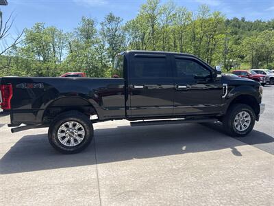 2018 Ford F-250 XLT Crew Cab 4x4 - Photo 3 - Hesston, PA 16647
