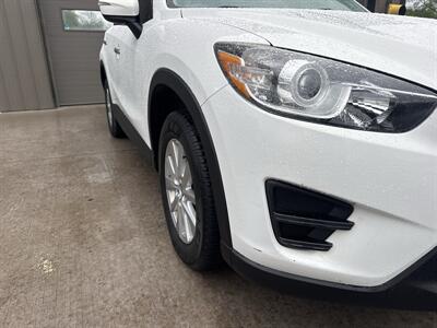 2016 Mazda CX-5 Sport AWD - Photo 11 - Hesston, PA 16647