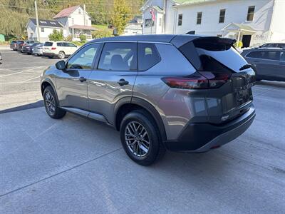 2022 Nissan Rogue S AWD - Photo 6 - Hesston, PA 16647