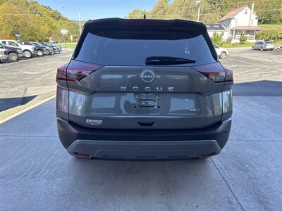 2022 Nissan Rogue S AWD - Photo 5 - Hesston, PA 16647