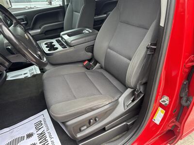 2018 Chevrolet Silverado 1500 LT  Crew Cab 4x4 - Photo 30 - Hesston, PA 16647