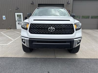 2015 Toyota Tundra SR5 CrewMax 4x4 - Photo 9 - Hesston, PA 16647