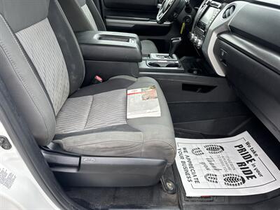 2015 Toyota Tundra SR5 CrewMax 4x4 - Photo 42 - Hesston, PA 16647