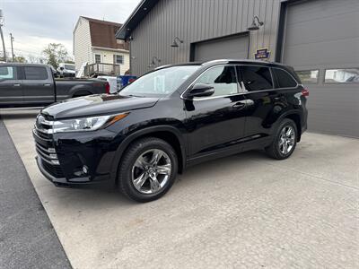 2019 Toyota Highlander Limited Platinum  AWD - Photo 8 - Hesston, PA 16647