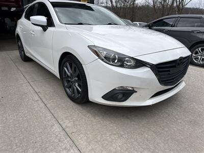 2016 Mazda Mazda3 Hatchback i Touring - Photo 10 - Hesston, PA 16647