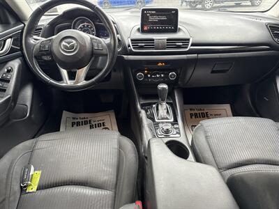 2016 Mazda Mazda3 Hatchback i Touring - Photo 35 - Hesston, PA 16647