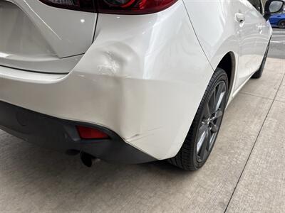 2016 Mazda Mazda3 Hatchback i Touring - Photo 19 - Hesston, PA 16647