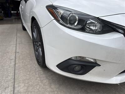 2016 Mazda Mazda3 Hatchback i Touring - Photo 11 - Hesston, PA 16647