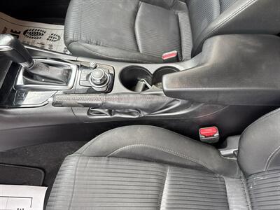 2016 Mazda Mazda3 Hatchback i Touring - Photo 26 - Hesston, PA 16647