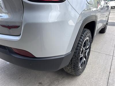 2025 Jeep Compass Trailhawk 4WD - Photo 19 - Hesston, PA 16647