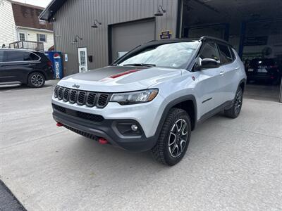 2025 Jeep Compass Trailhawk 4WD - Photo 8 - Hesston, PA 16647