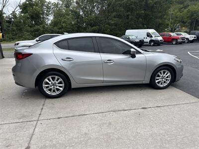 2015 Mazda Mazda3 i Grand Touring   - Photo 3 - Hesston, PA 16647