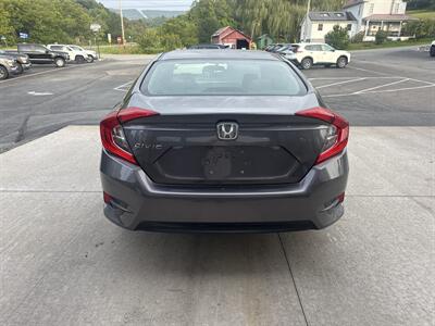2016 Honda Civic LX - Photo 5 - Hesston, PA 16647