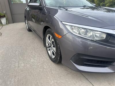 2016 Honda Civic LX - Photo 11 - Hesston, PA 16647