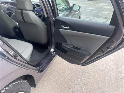 2016 Honda Civic LX - Photo 37 - Hesston, PA 16647