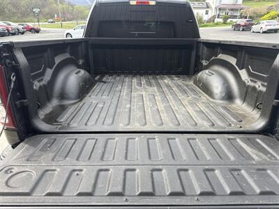 2019 RAM 1500 Big Horn  Quad Cab 4x4 - Photo 20 - Hesston, PA 16647