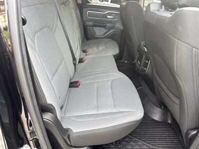 2019 RAM 1500 Big Horn  Quad Cab 4x4 - Photo 40 - Hesston, PA 16647