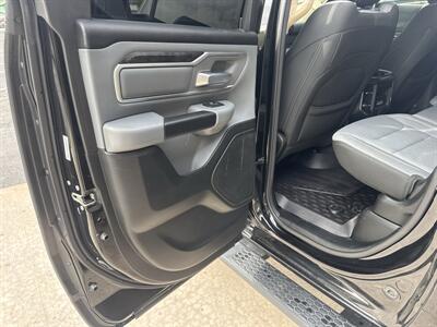 2019 RAM 1500 Big Horn  Quad Cab 4x4 - Photo 36 - Hesston, PA 16647