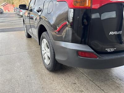 2014 Toyota RAV4 LE  AWD - Photo 17 - Hesston, PA 16647